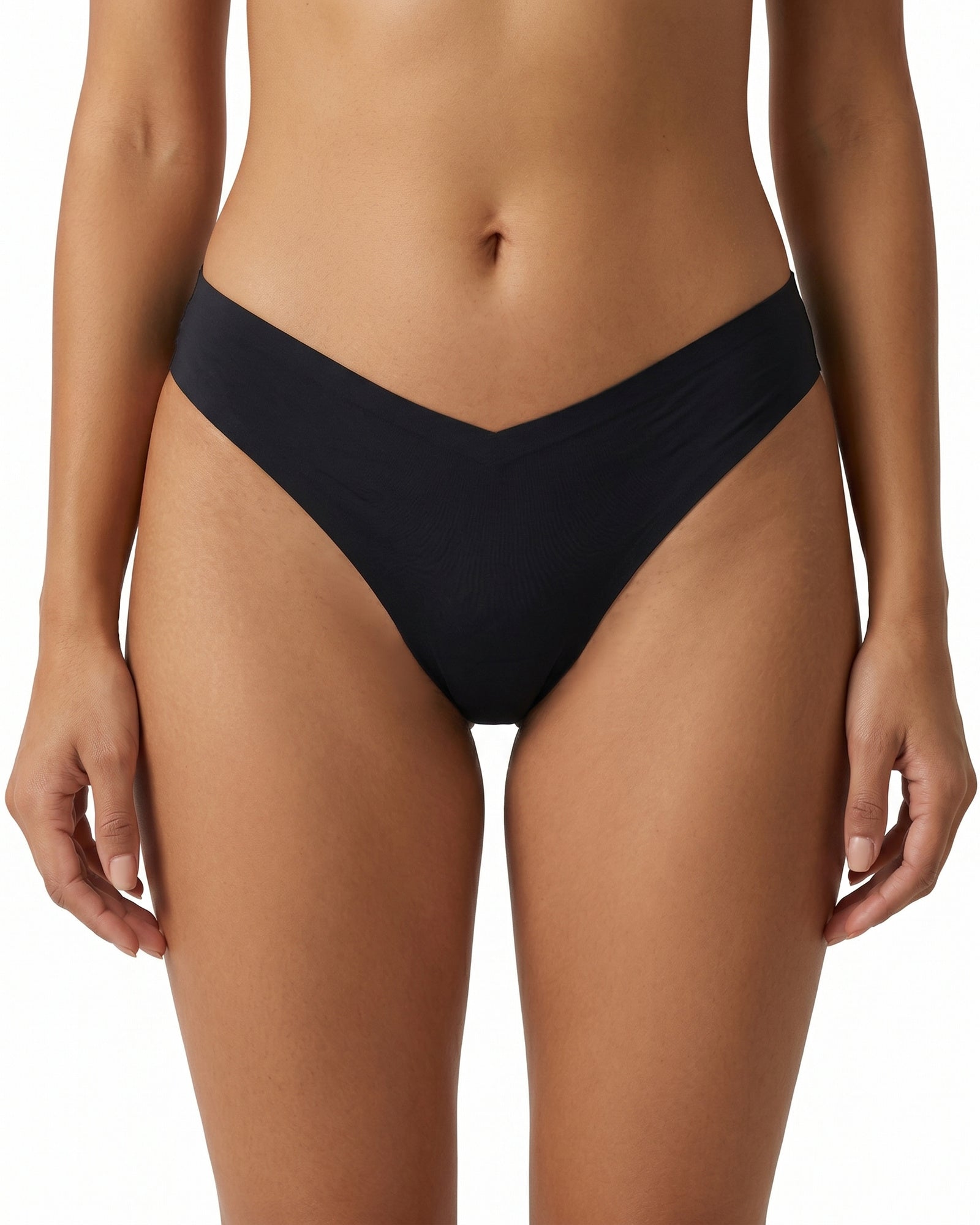 Seamless Low-Rise Thong — image 1