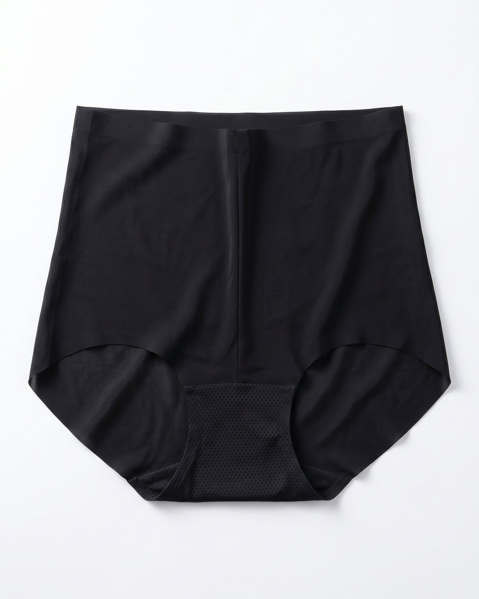 LI0023 black flat-lay