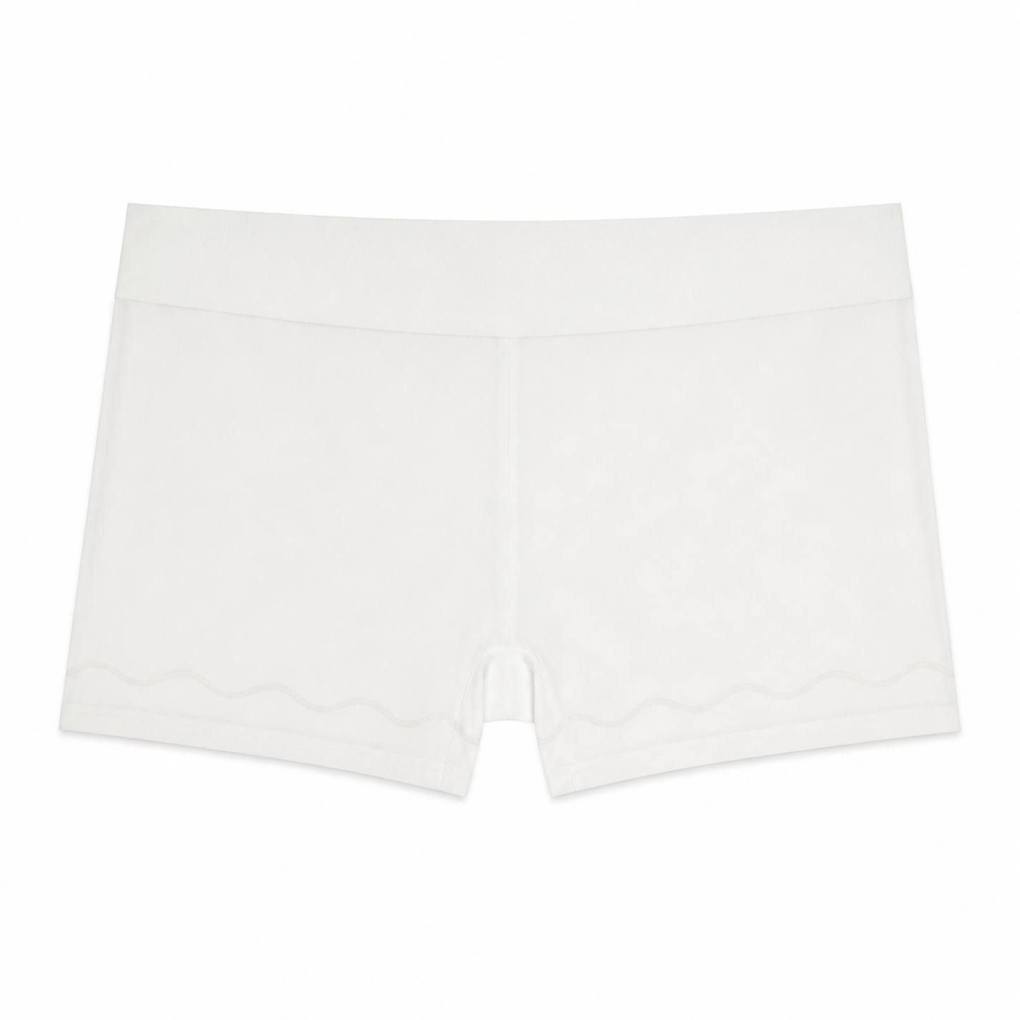 LI0032 white flat-lay