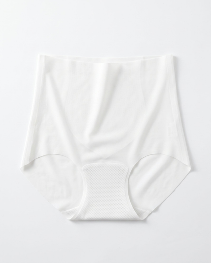 LI0023 white flat-lay