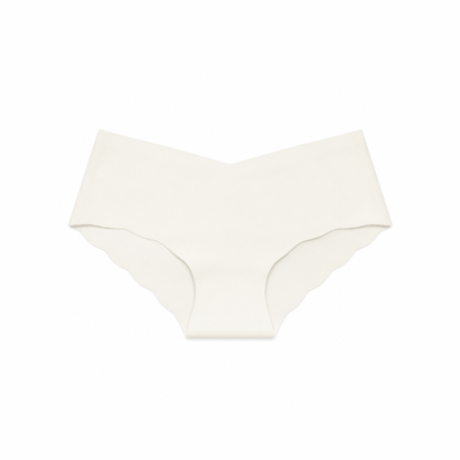 LI0030 white flat-lay